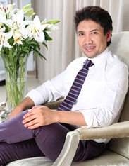 Feb-2018-Skin-Renewal-Newsletter-Dr Lestonn-Lawn-Profile